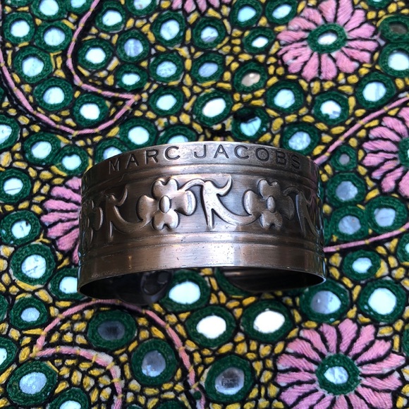 Marc Jacobs Jewelry - Marc Jacobs Gunmetal Adjustable Silver Cuff